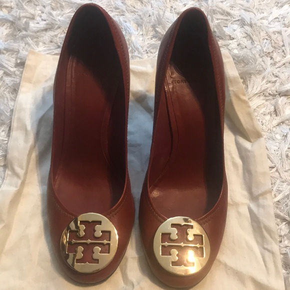 valentino rockstud platform pump